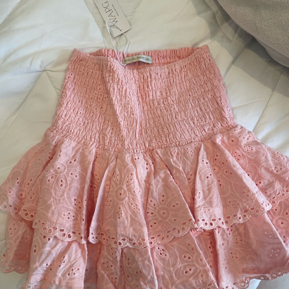 Elegant Pink Ruffle Mini Skirt